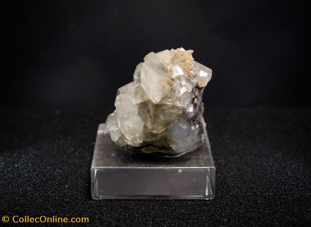 mineraux meteorites datolite gemme dalnegorsk russie