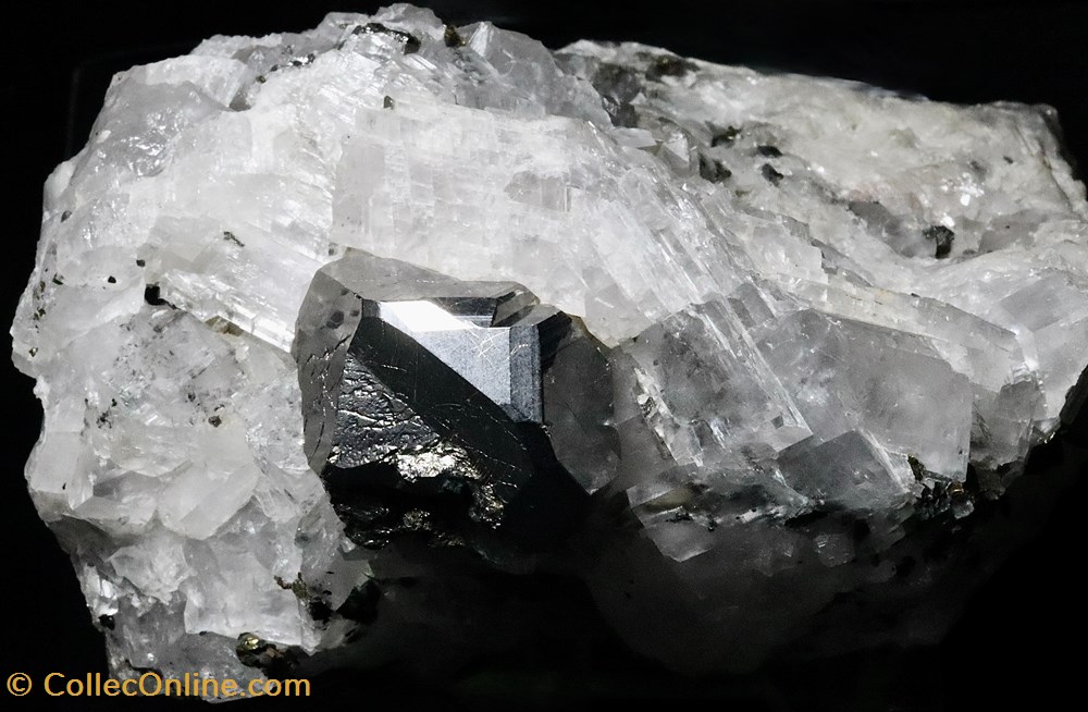Carrollite (RDC) 4 mineraux meteorites carrollite rdc