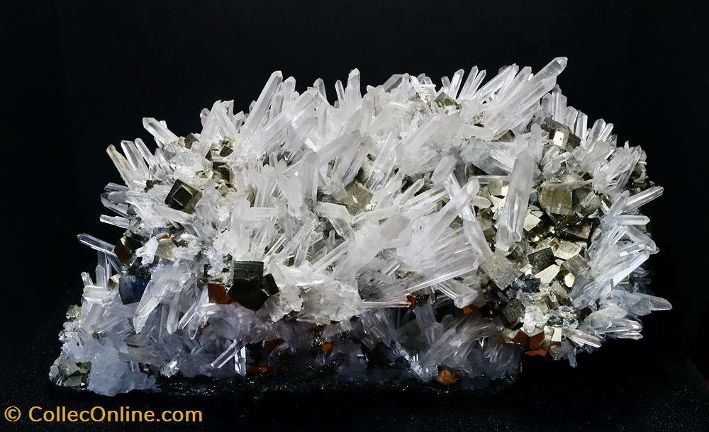 Pyrite et quartz (Huaròn, Pérou) 2 mineraux meteorites pyrite et quartz huaron perou
