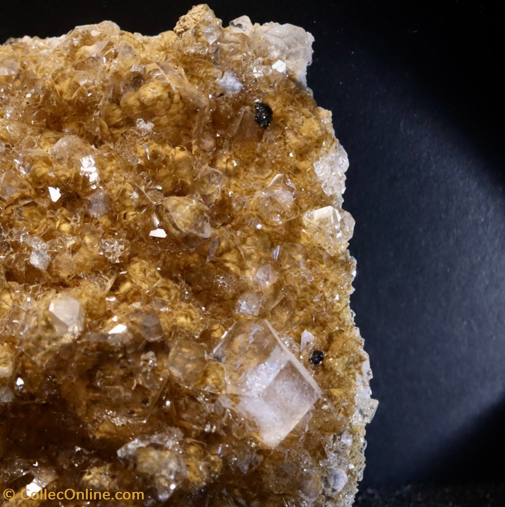 Apophyllite gemme (Dalnegorsk) 2 mineraux meteorites fluorapophyllite apophyllite gemme dalnegorsk