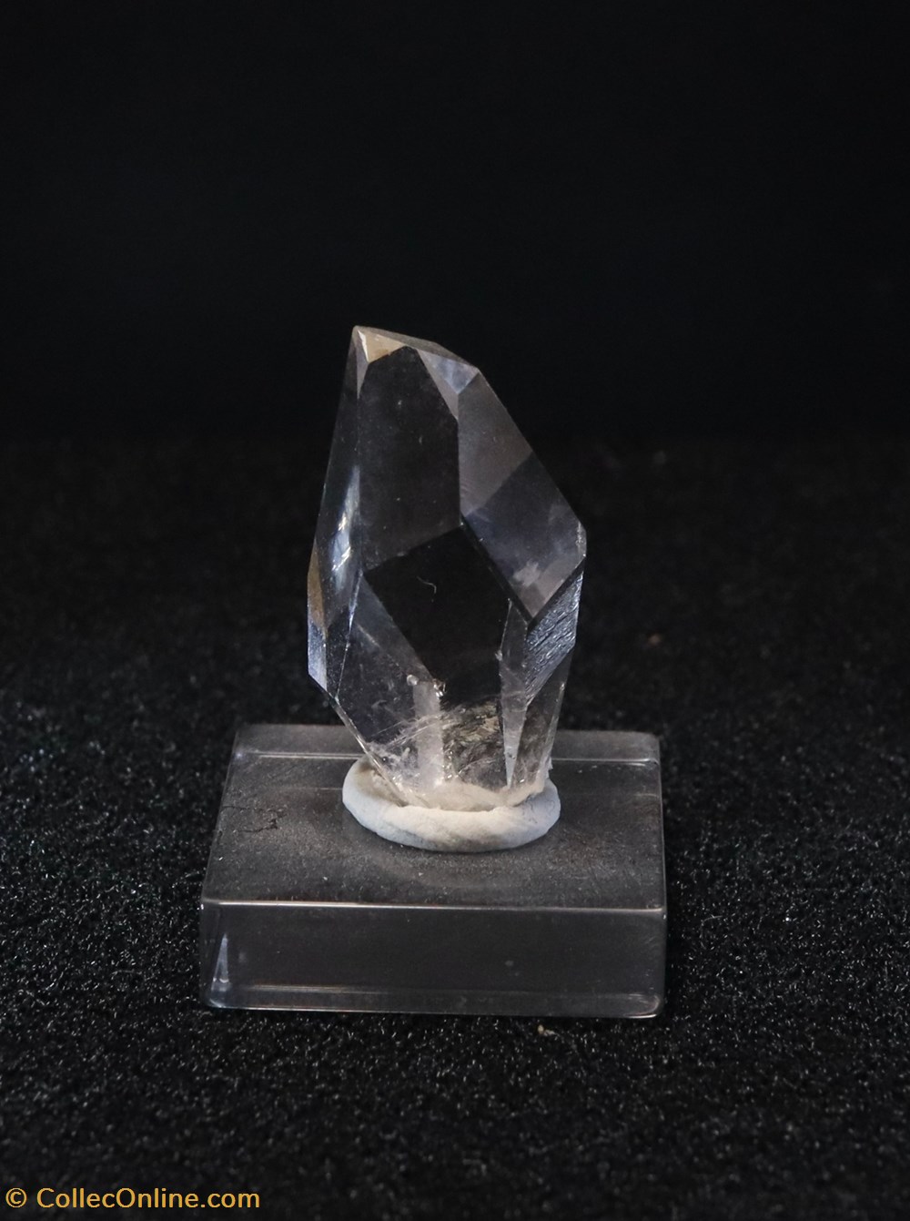 Quartz biterminé (Oignies, Pas de Calais) mineraux meteorites quartz bitermine oignies pas de calais