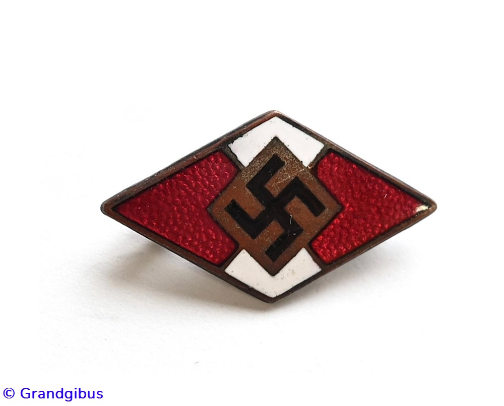 Insigne précoce de membre de la jeunesse hitlérienne - M 1 / 8 (RZM) 3 militaria medailles insignes insigne precoce de membre de la jeunesse hitlerienne m 1 8 rzm