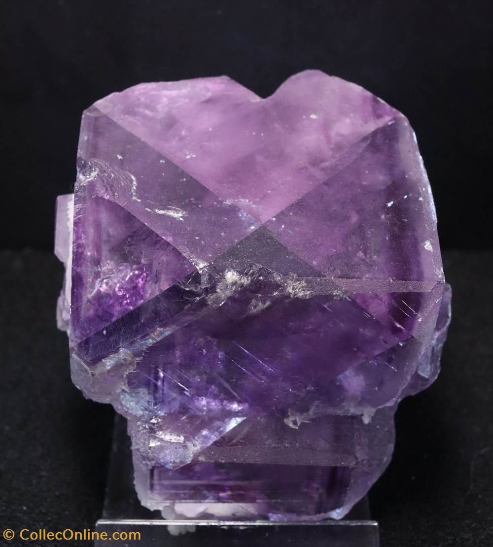 mineraux meteorites fluorine auvergne france