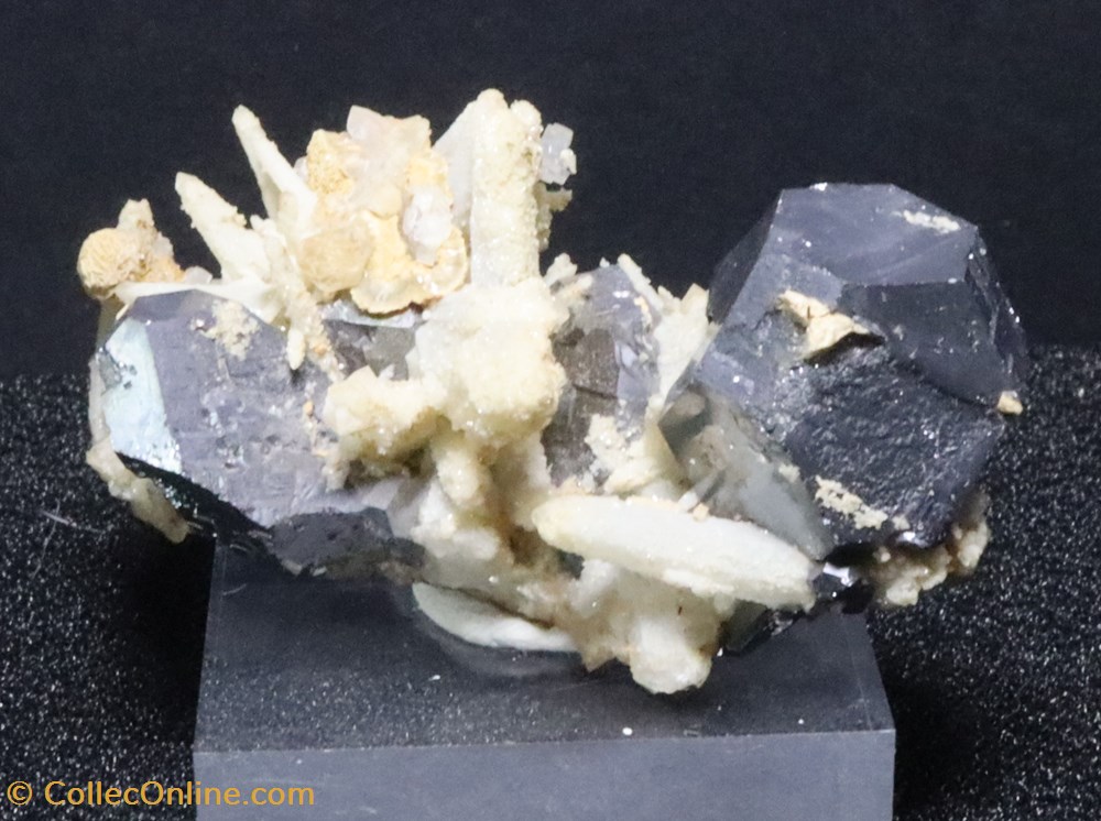 Galène (Dalnegorsk, Russie) 2 mineraux meteorites galene dalnegorsk russie