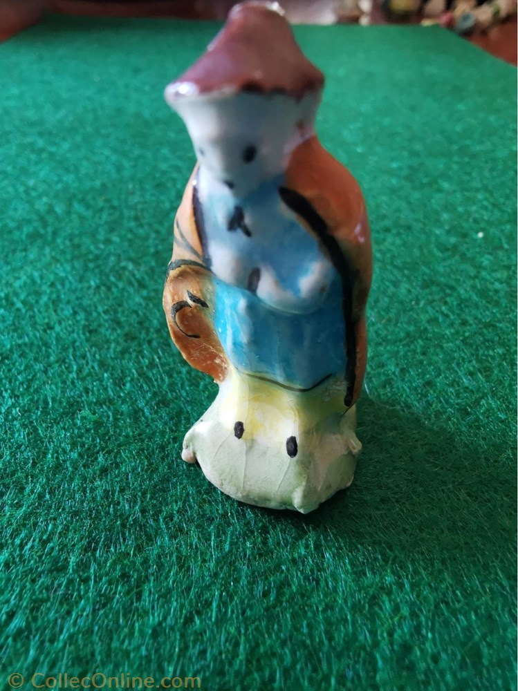 Personnage porcelaine autre fefe personnage porcelaine