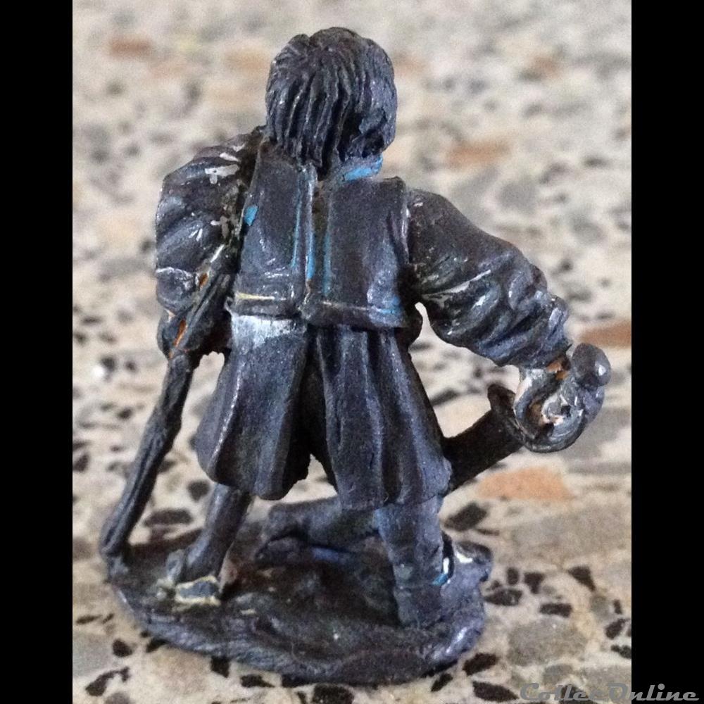 figurine autre moderne pirate a la jambe de bois producteur inconnu