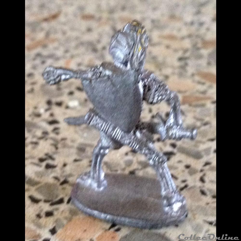 Skeleton Command (Group E) de Tom Meier par Ral Partha 2 figurine autre moderne skeleton command group e de tom meier par ral partha
