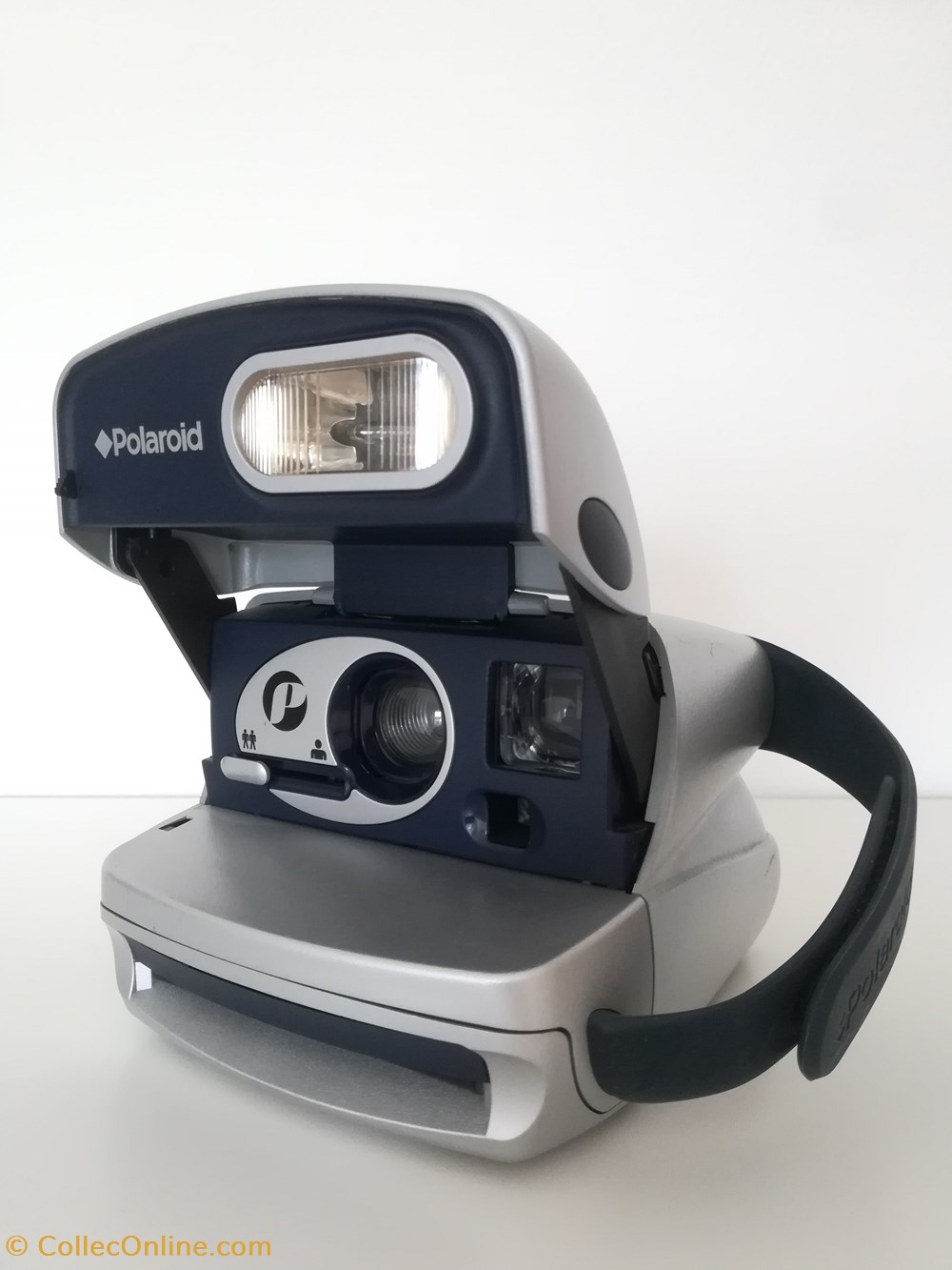 P appareils photo camescopes photos argentique films instantannes polaroids p