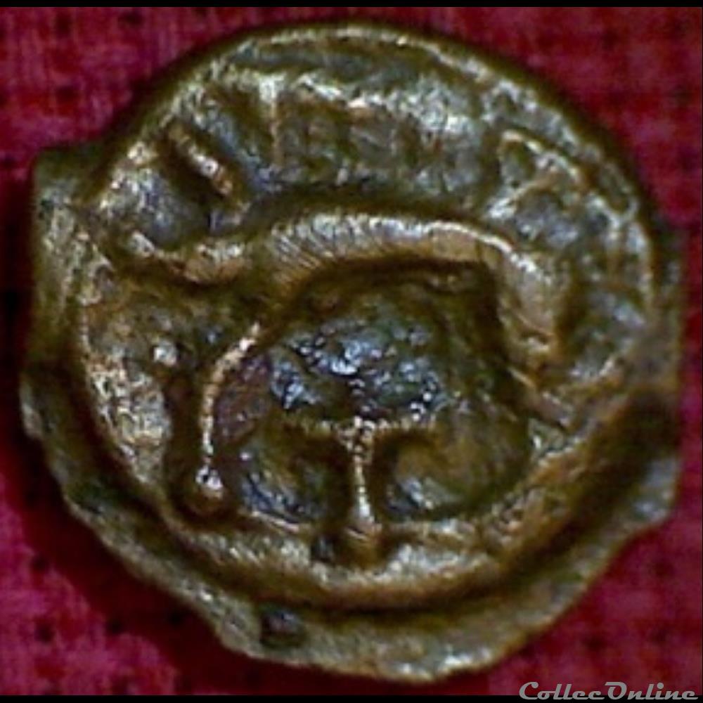 Série 38 ( classe Ih ) potin à la tête d'indien monnaie antique gauloise serie 38 classe ih potin a la tete indien