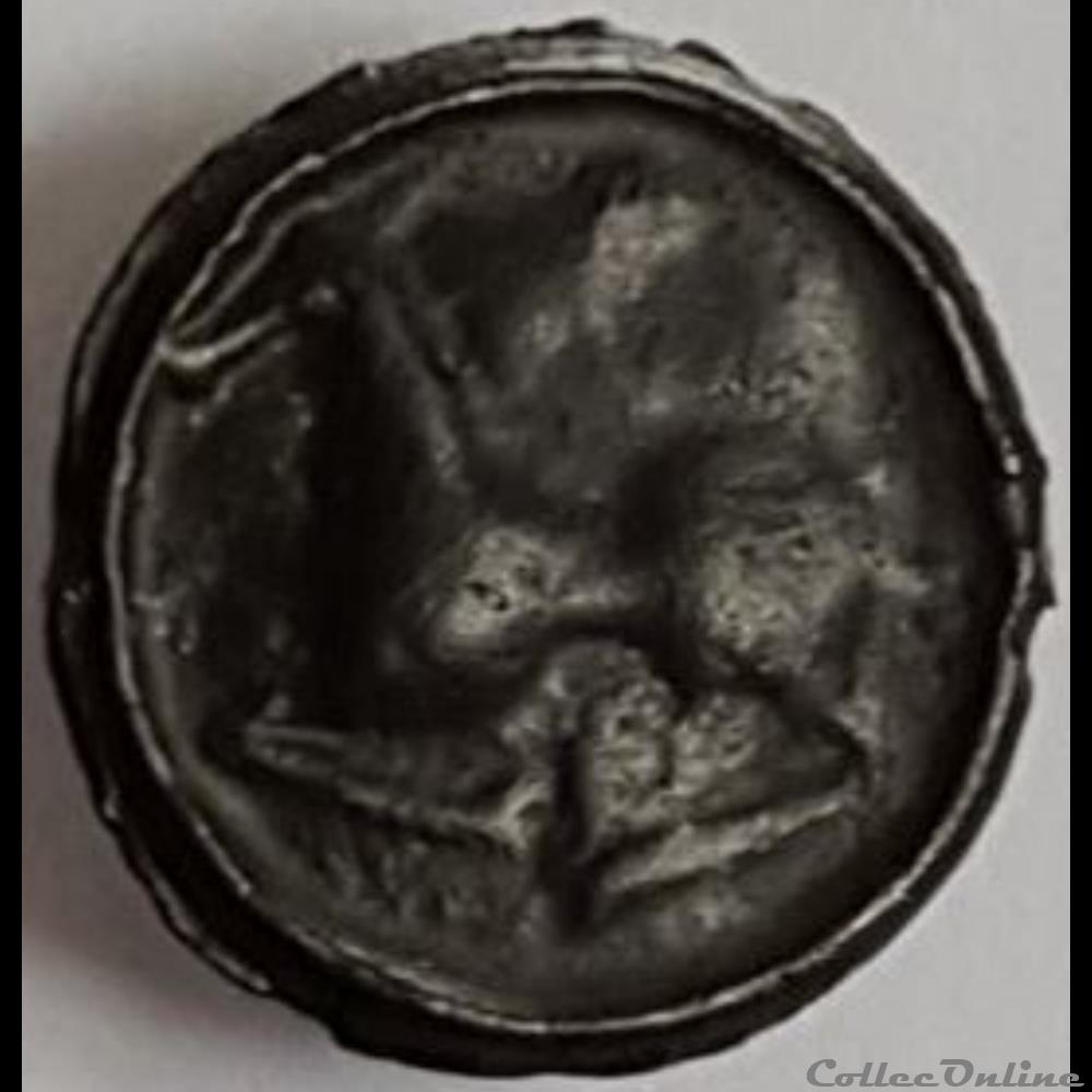 Série 956 DT 3257 Potin au triangle / anépigraphe monnaie antique gauloise serie 956 dt 3257 potin au triangle anepigraphe