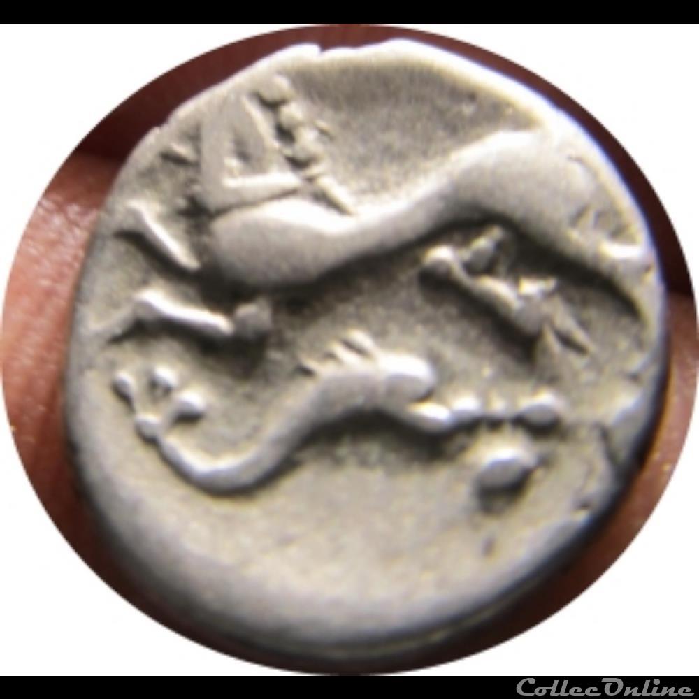 Série 917 DT 3226 Quinaire ATEPILI_F / ORGIITIRIX au dauphin monnaie antique gauloise serie 917 dt 3226 quinaire atepili f orgiitirix au dauphin