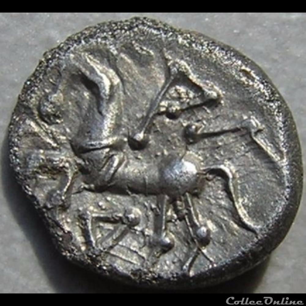 DT série 884 Quinaire hybride tête casquée/ KALETEDOY monnaie antique gauloise dt serie 884 quinaire hybride tete casquee kaletedoy
