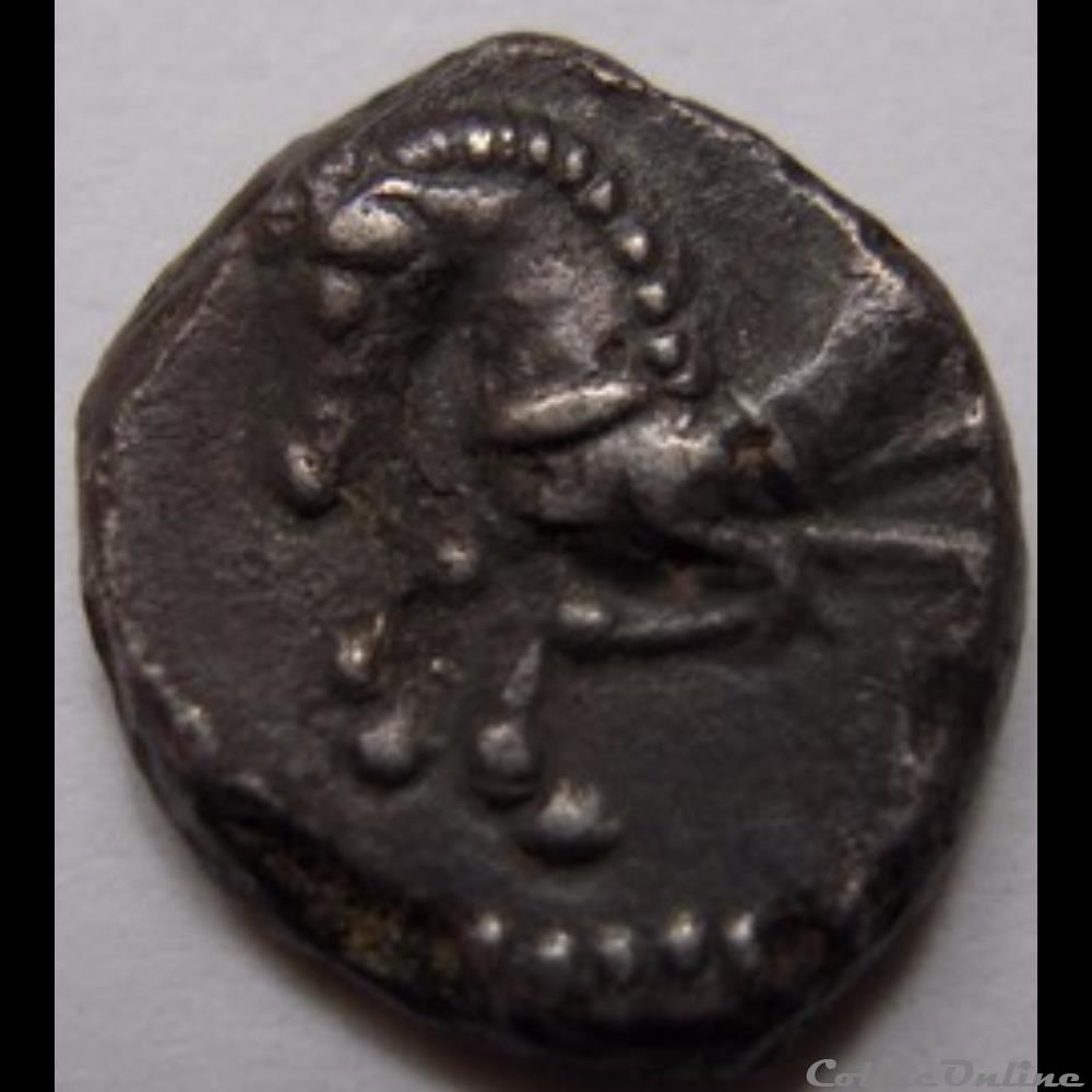 Série 866 DT 3127 Denier à l’hippocampe, tête à gauche monnaie antique gauloise serie 866 dt 3127 denier a l hippocampe tete a gauche