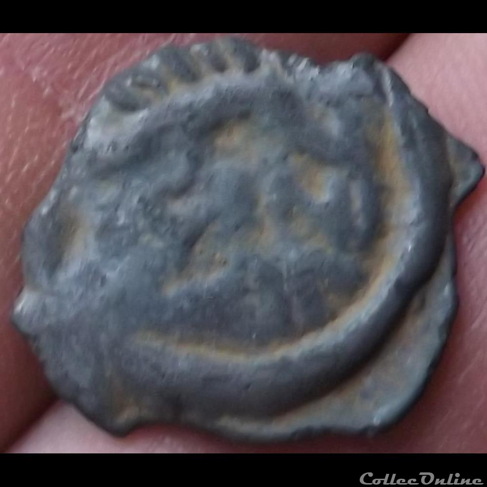 Série 968 DT 3262 var Potin OYINDIA ( dégénéré ) à la tête janiforme ou " tête bêche " monnaie antique gauloise serie 968 dt 3262 var potin oyindia degenere a la tete janiforme ou tete beche