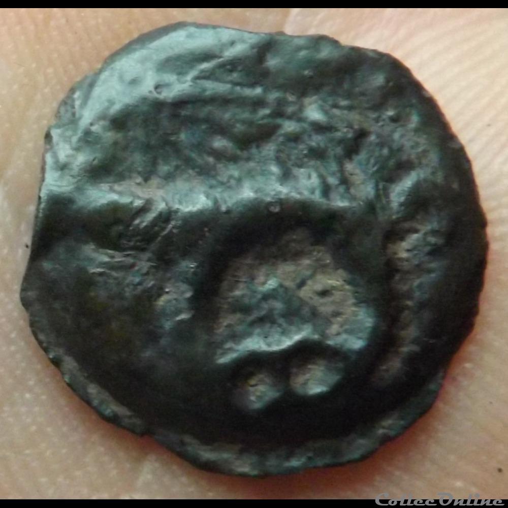 Potin du type de Tremblois ( type 2 ) monnaie antique gauloise potin du type de tremblois type 2