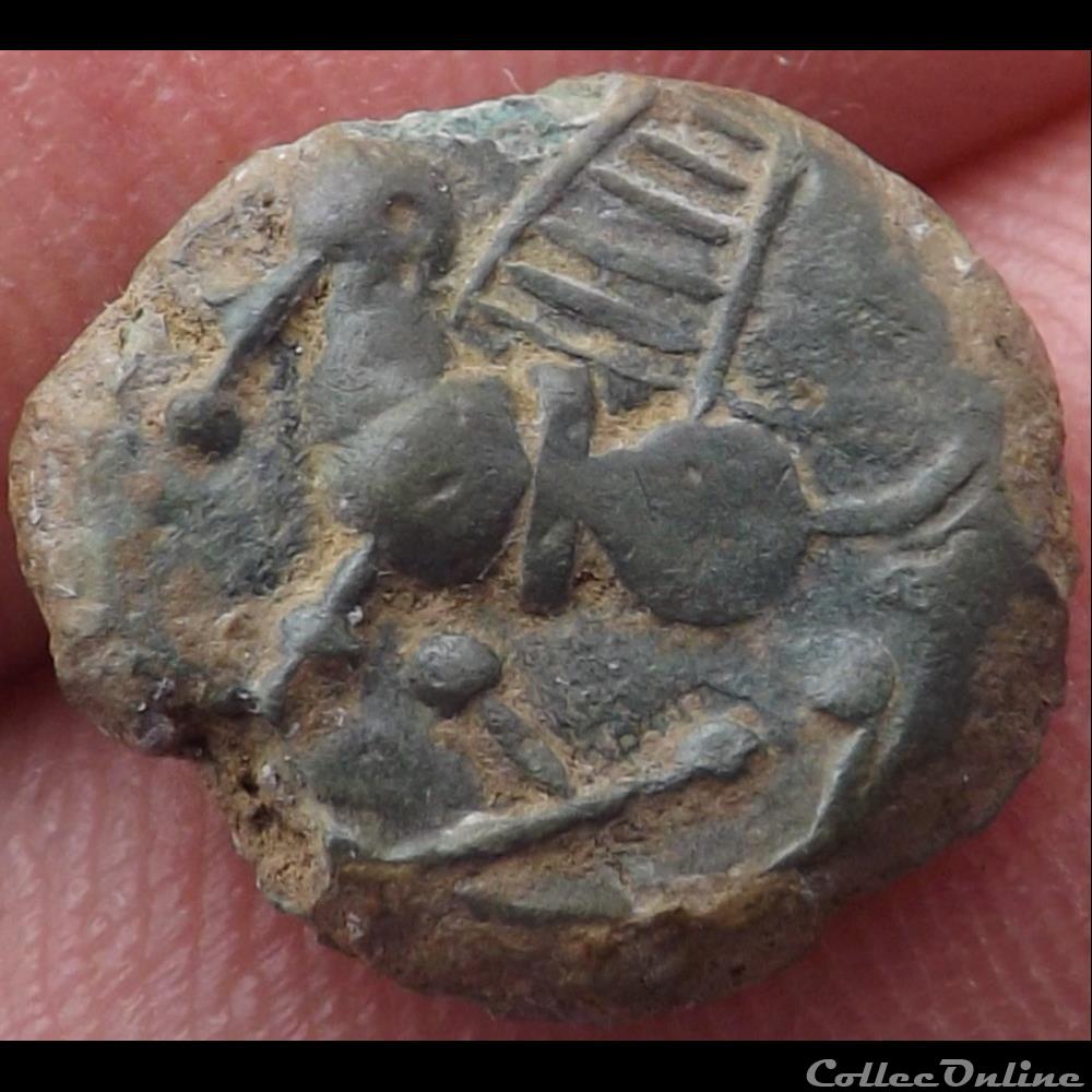 monnaie antique gauloise serie 1118 bronze au loup pegase