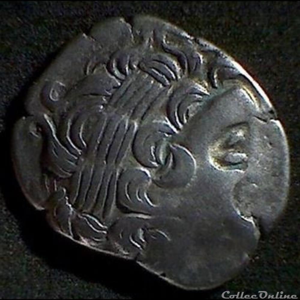 Série 302 DT 2169 Statère d'argent à la situle monnaie antique gauloise serie 302 dt 2169 statere argent a la situle