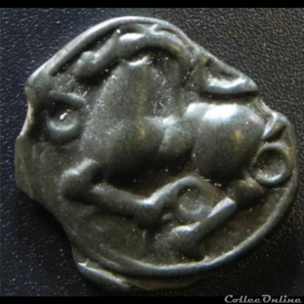 Série 956 DT 3256 Potin au triangle / Q.DOCI dégénéré monnaie antique gauloise serie 956 dt 3256 potin au triangle q doci degenere