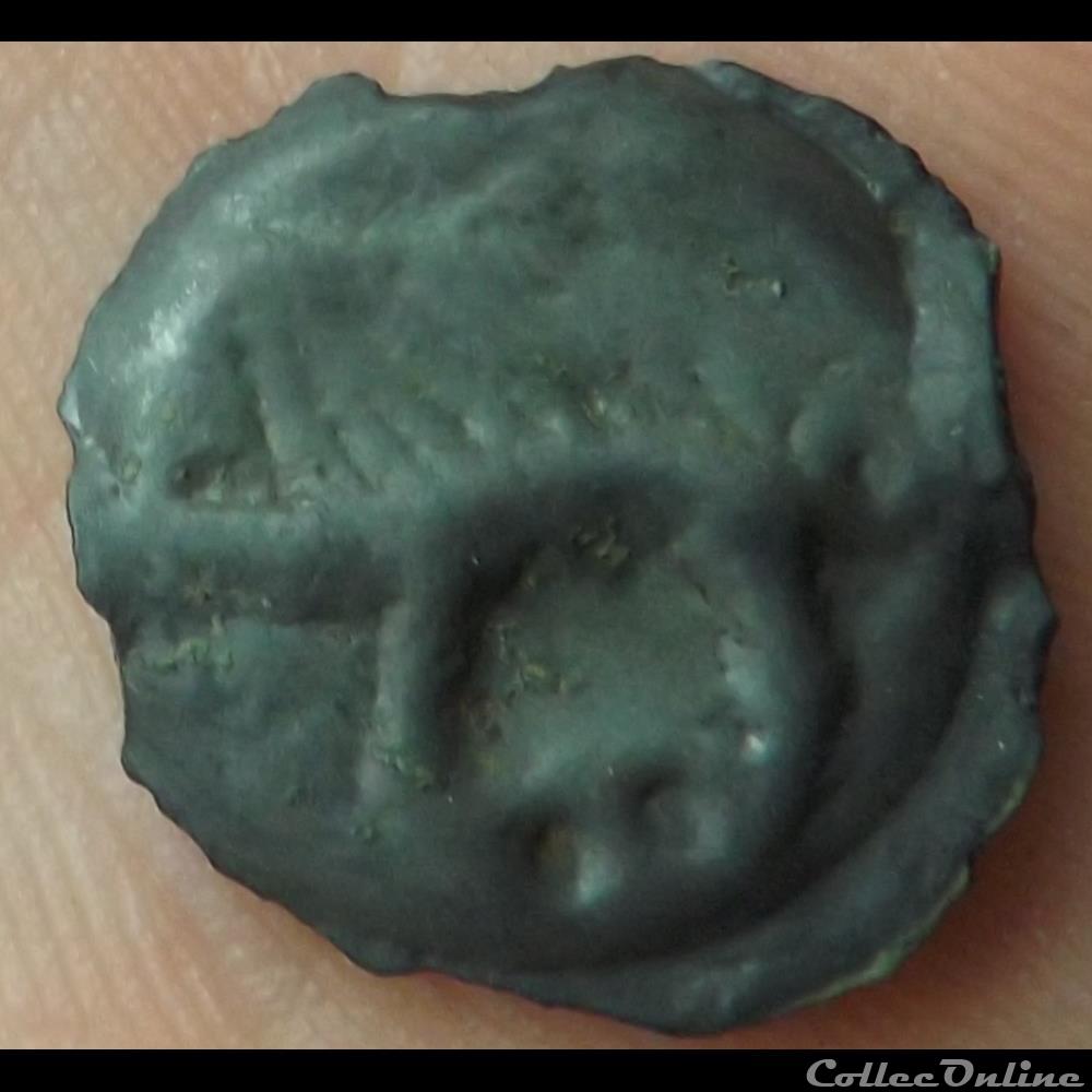 Potin du type de Tremblois ( type 2 ) monnaie antique gauloise potin du type de tremblois type 2