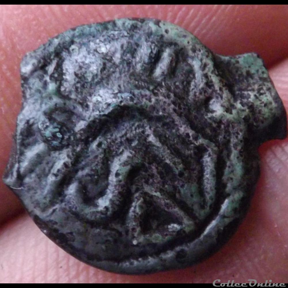 Série 968 DT 3262 var Potin OYINDIA ( dégénéré ) à la tête janiforme ou " tête bêche " monnaie antique gauloise serie 968 dt 3262 var potin oyindia degenere a la tete janiforme ou tete beche
