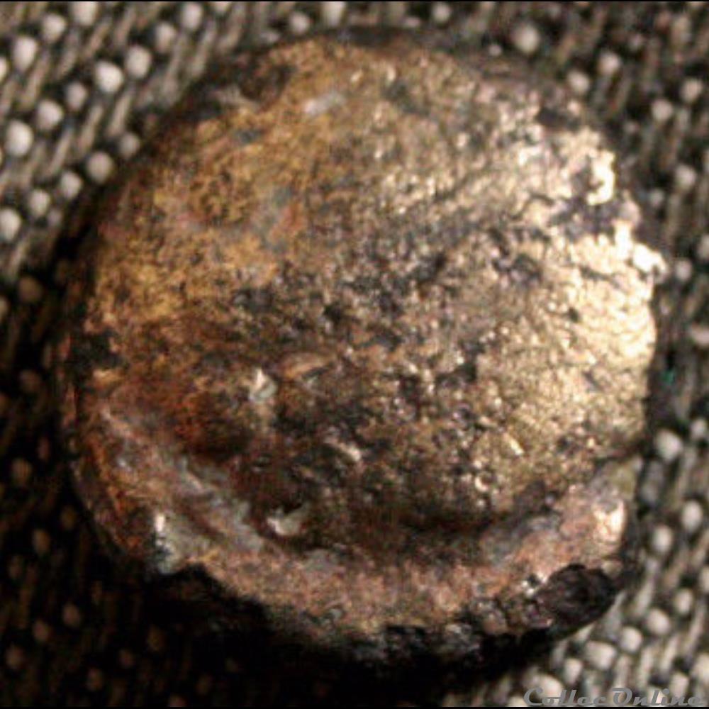 Série 30 DT 186 Quart de statère dit "aux arcs de cercle"" à la griffe " " aux segments " monnaie antique gauloise serie 30 dt 186 quart de statere dit aux arcs de cercle a la griffe aux segments