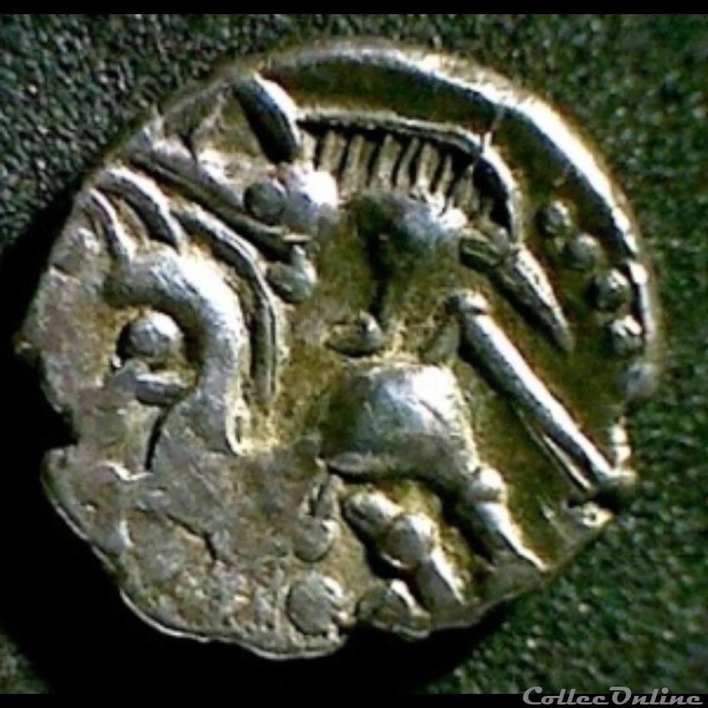 Série 1091 DT 3449 Quinaire au sanglier / croisette monnaie antique gauloise serie 1091 dt 3449 quinaire au sanglier croisette