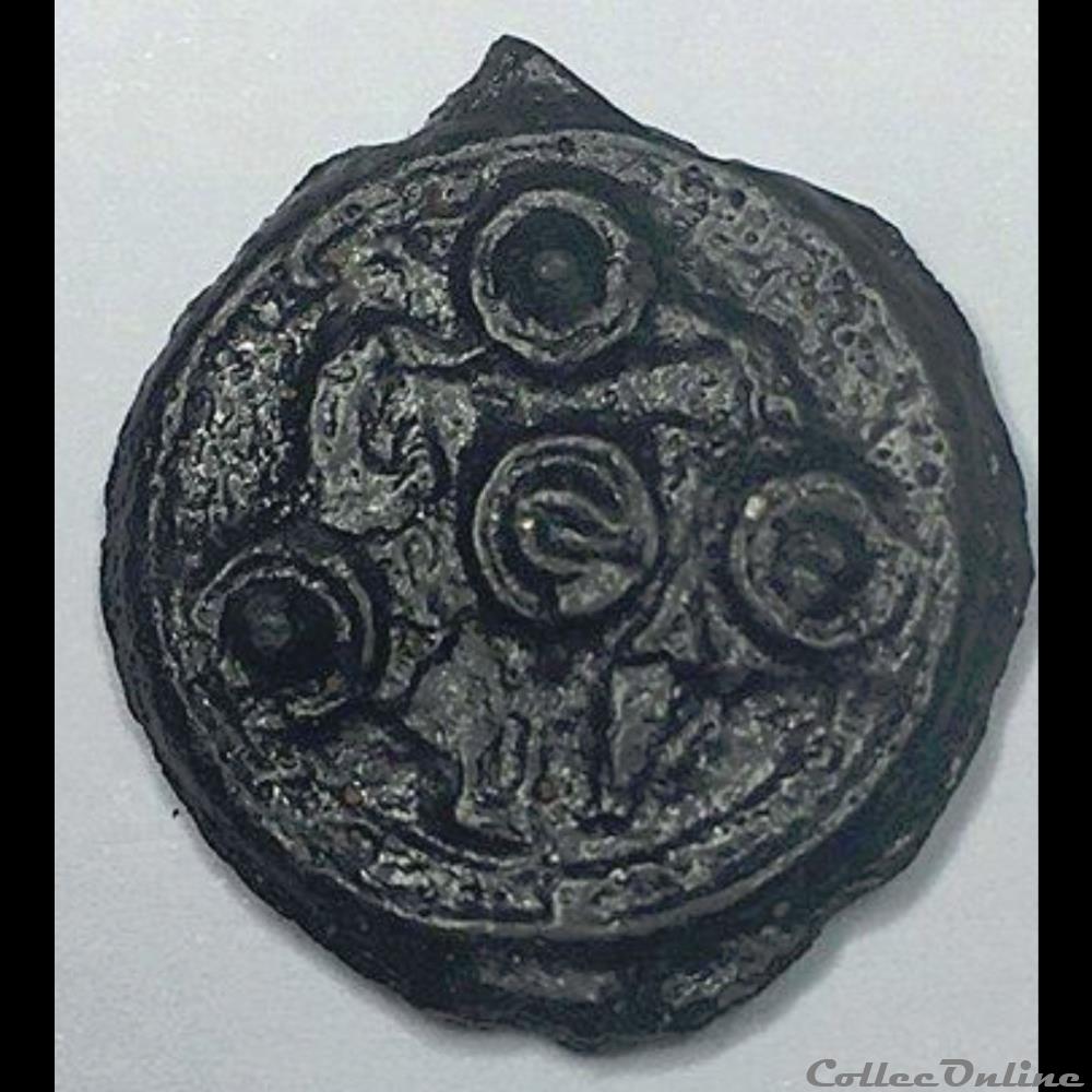 Série 32 DT 234 Potin trévire au animaux affrontés monnaie antique gauloise serie 32 dt 234 potin trevire au animaux affrontes
