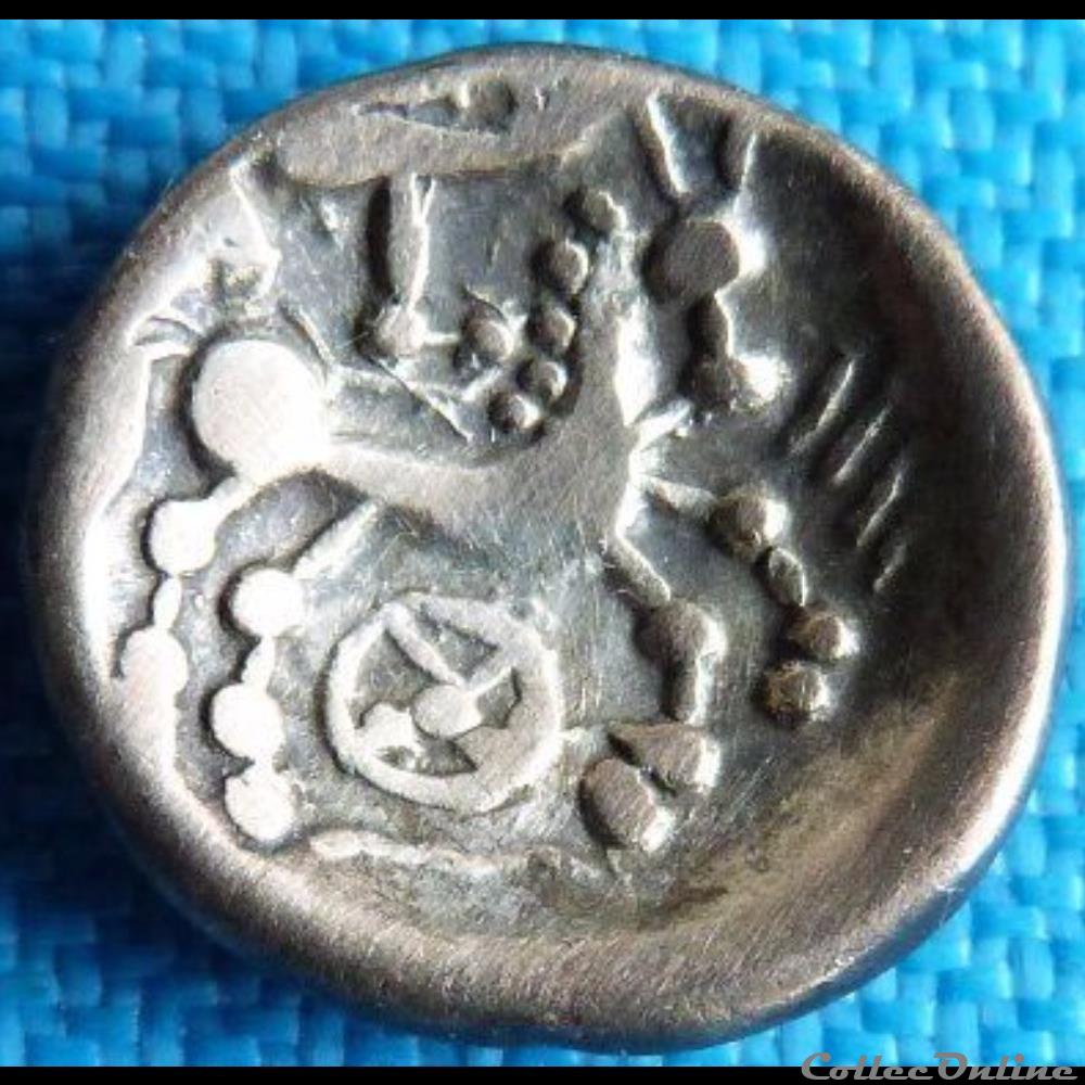 Série 833 DT 3068 Quart de statère à la rouelle séquano-helvète monnaie antique gauloise serie 833 dt 3068 quart de statere a la rouelle sequano helvete