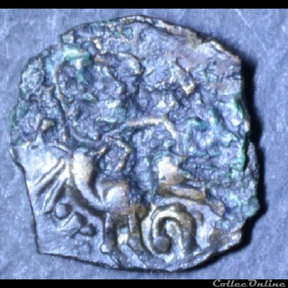 DT 687 bronze Lingon EKPITO monnaie antique gauloise dt 687 bronze lingon ekpito
