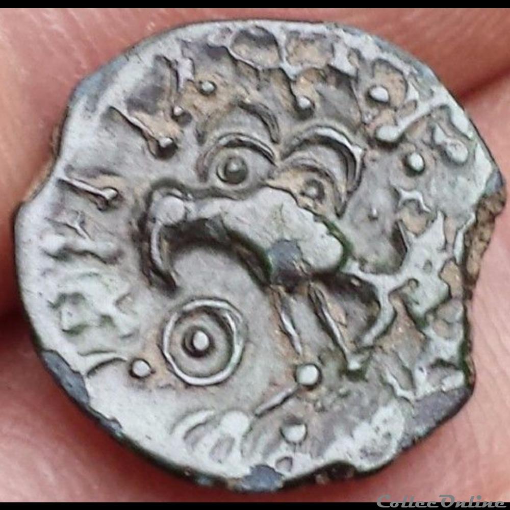 Série 556 DT 2636 Bronze YLLYCCI au S monnaie antique gauloise serie 556 dt 2636 bronze yllycci au s