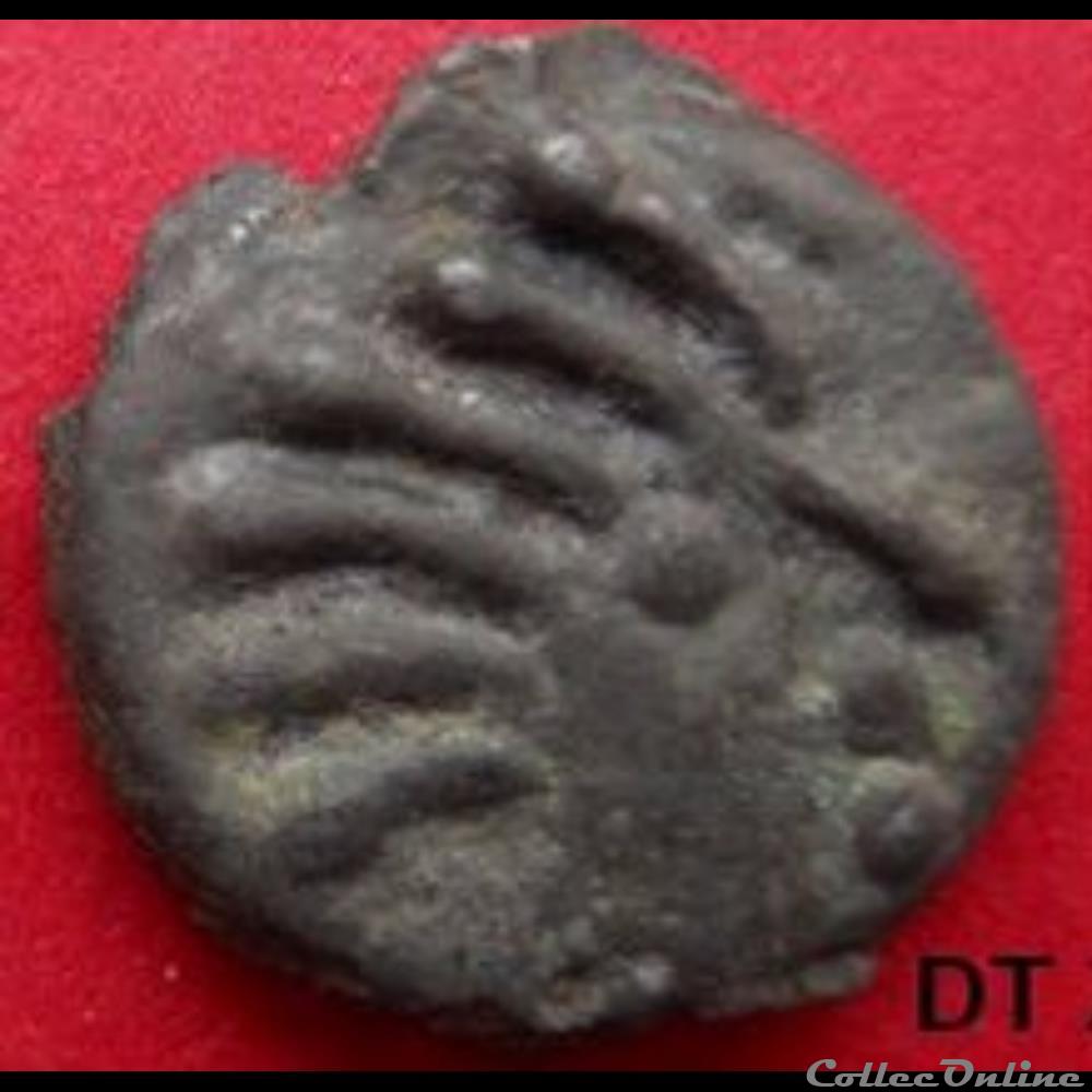 Série 559 DT 2645 Potin à la tête d'indien / sanglier monnaie antique gauloise serie 559 dt 2645 potin a la tete indien sanglier