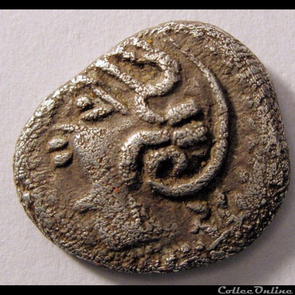 DT série 884 Quinaire KALETEDOY monnaie antique gauloise dt serie 884 quinaire kaletedoy