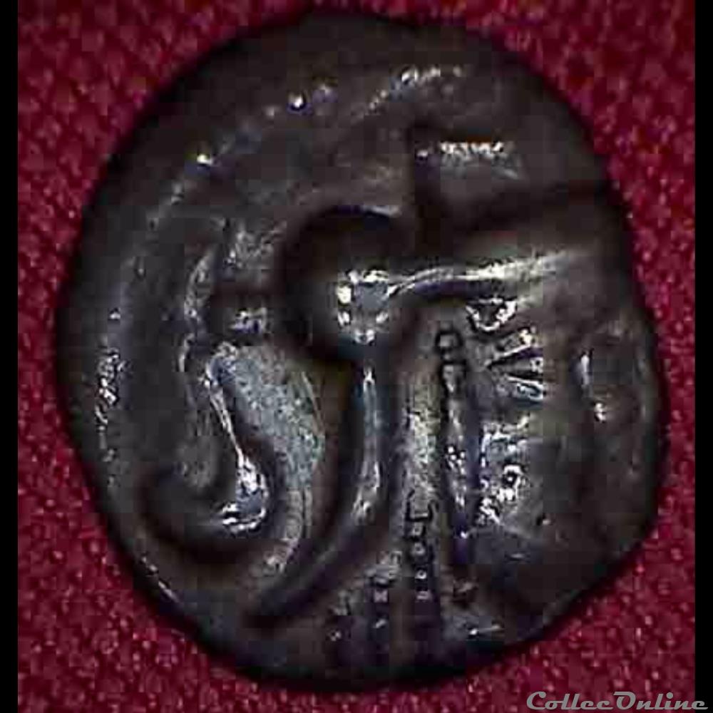 DT série 377 minimi à la tête de Pallas monnaie antique gauloise dt serie 377 minimi a la tete de pallas