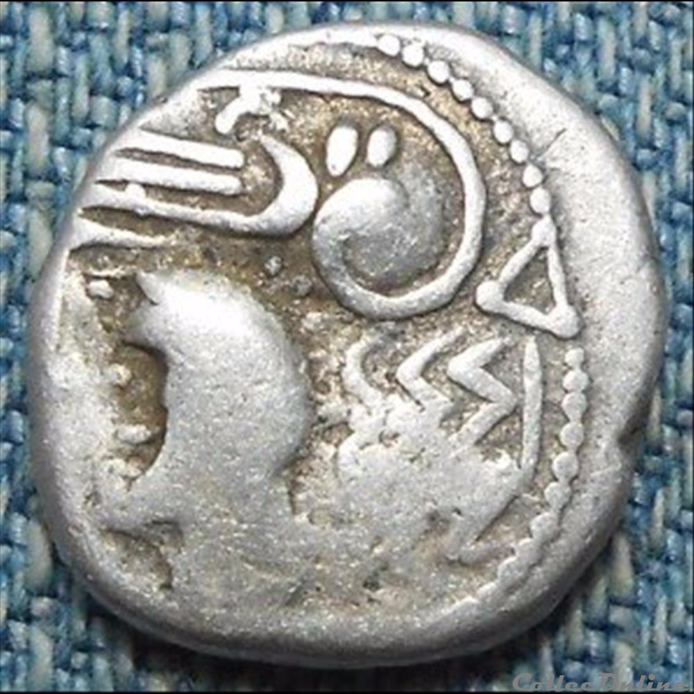 coin monétaire d'avers d'un quinaire KALETEDOY 2 monnaie antique gauloise coin monetaire avers un quinaire kaletedoy