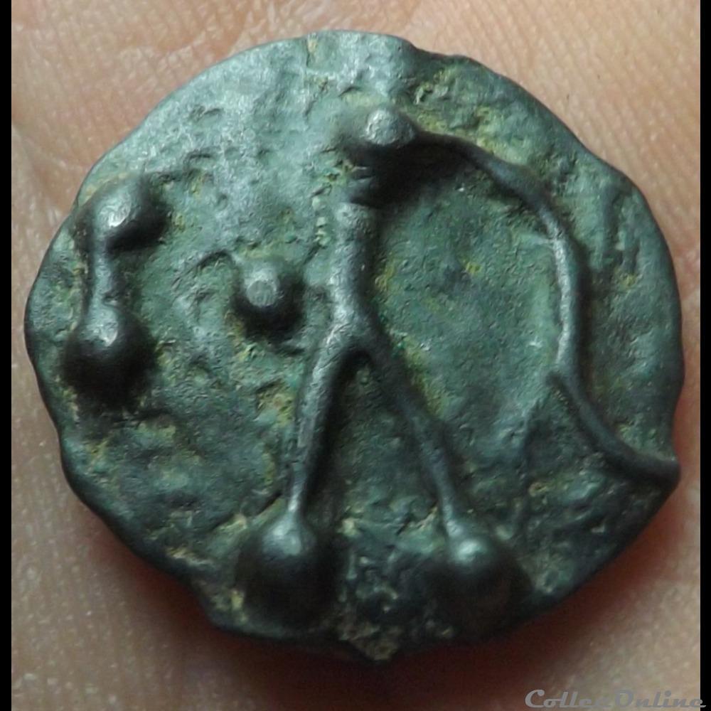 DT 691 var Potin au mannequin monnaie antique gauloise dt 691 var potin au mannequin