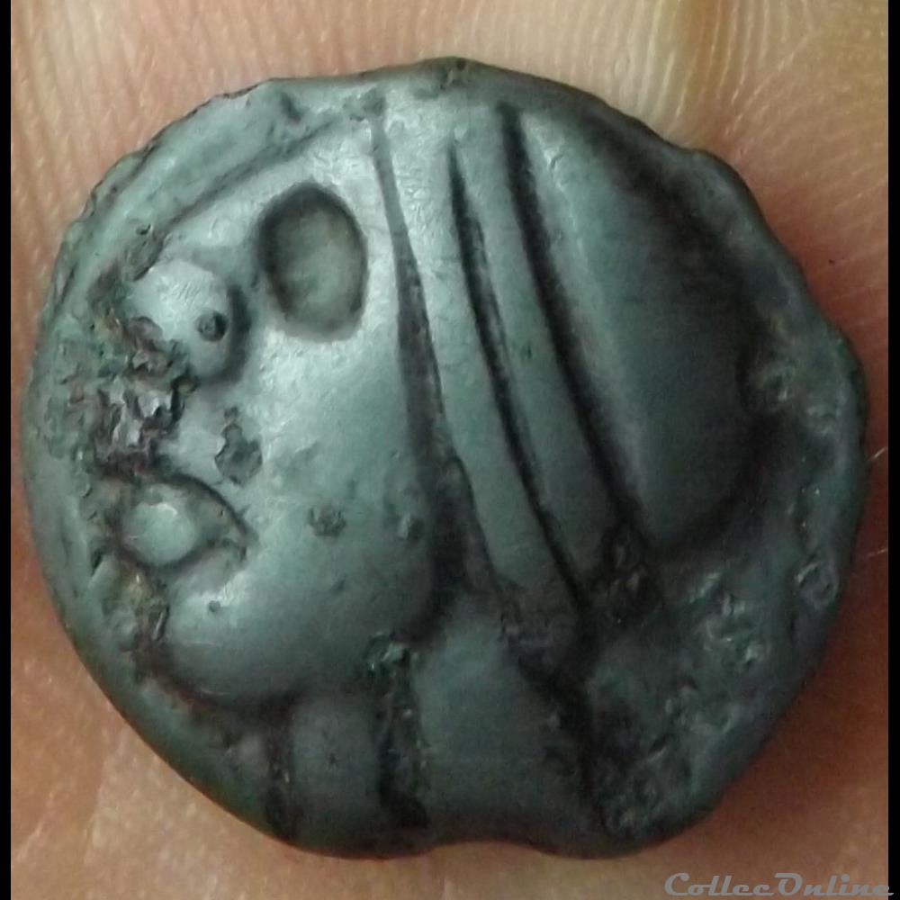 monnaie antique gauloise serie 854 dt potin au bandeau et a la tete negroide