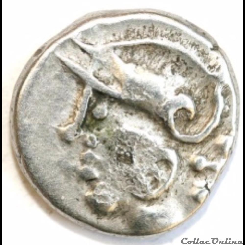 Série 881 DT 3189 var Quinaire à la tête casquée monnaie antique gauloise serie 881 dt 3189 var quinaire a la tete casquee