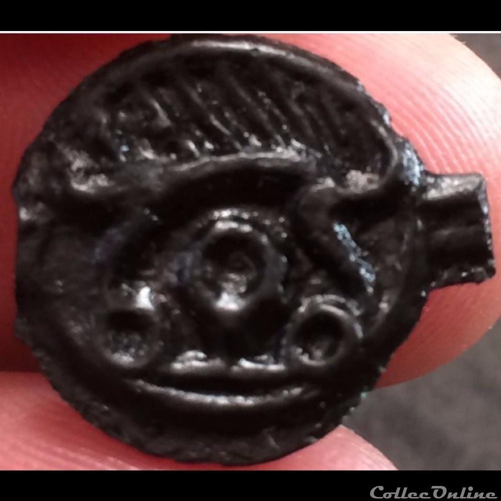 Série 38 ( classe I e ) potin à la tête d'indien monnaie antique gauloise serie 38 classe i e potin a la tete indien