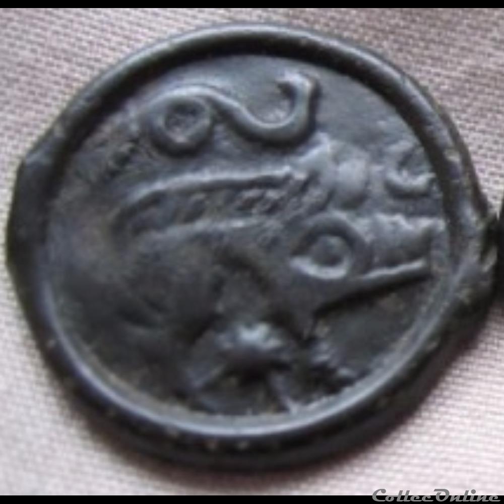 monnaie antique gauloise serie 36 dt 220 potin a la deesse nattee assis en tailleur