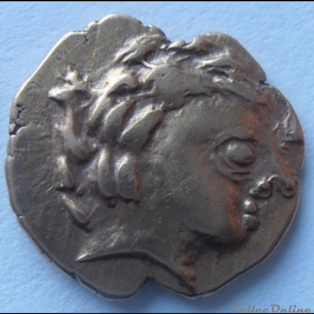 Série 290 DT 2155 quart de statère au personnage allongé monnaie antique gauloise serie 290 dt 2155 quart de statere au personnage allonge