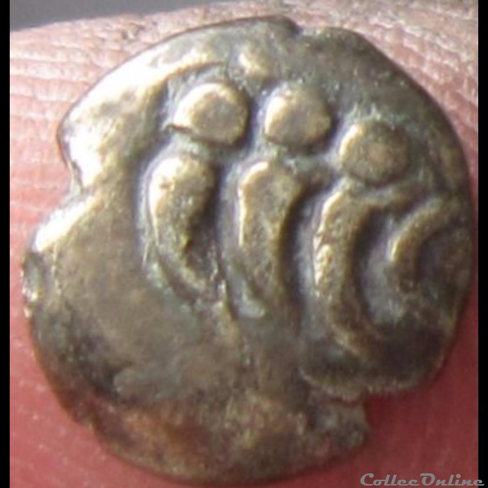 Série 30 DT 186 Quart de statère dit "aux arcs de cercle"" à la griffe " " aux segments " monnaie antique gauloise serie 30 dt 186 quart de statere dit aux arcs de cercle a la griffe aux segments