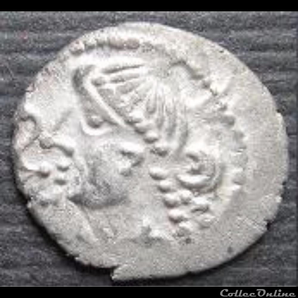 Série 83 DT 645 Quinaire CALEDV monnaie antique gauloise serie 83 dt 645 quinaire caledv