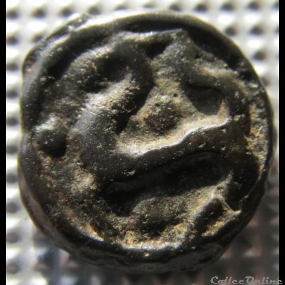 Série 559 DT 2643 var Potin à la tête d'indien monnaie antique gauloise serie 559 dt 2643 var potin a la tete indien