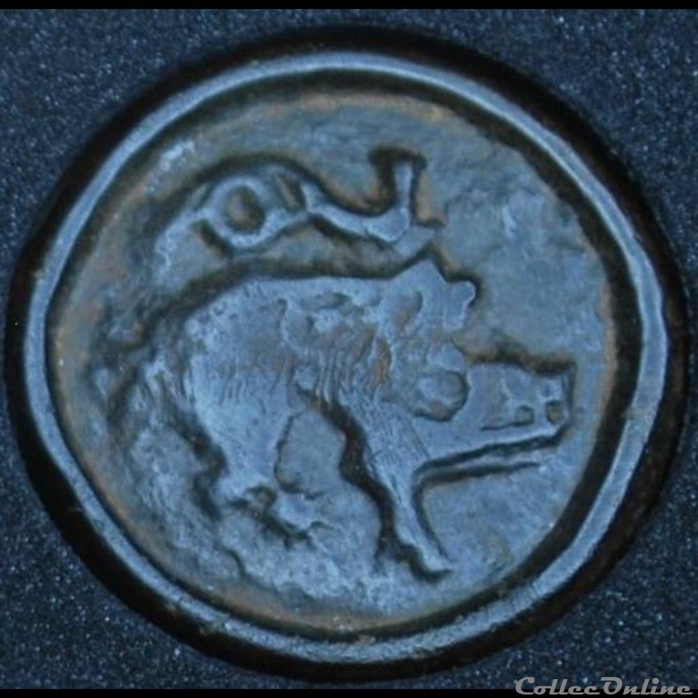 Série 36 DT 220 Potin à la déesse nattée / assis en tailleur monnaie antique gauloise serie 36 dt 220 potin a la deesse nattee assis en tailleur