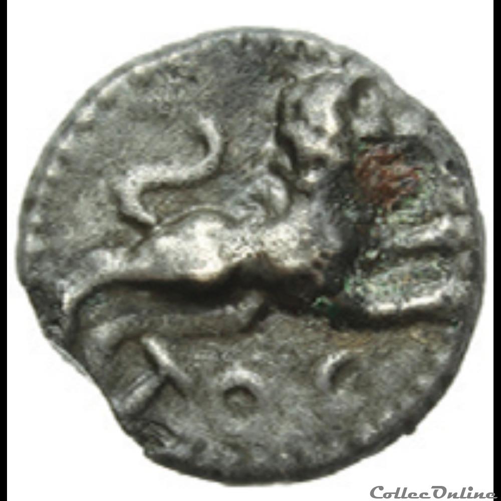 Série 953 DT 3255 Potin TOG au lion monnaie antique gauloise serie 953 dt 3255 potin tog au lion