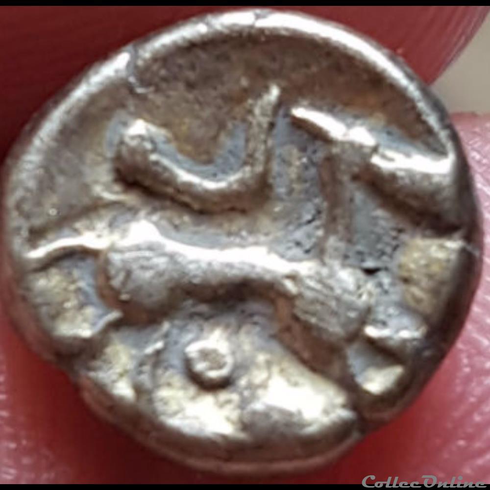 Série 30 DT 186 Quart de statère dit "aux arcs de cercle" à la griffe " " aux segments " monnaie antique gauloise serie 30 dt 186 quart de statere dit aux arcs de cercle a la griffe aux segments