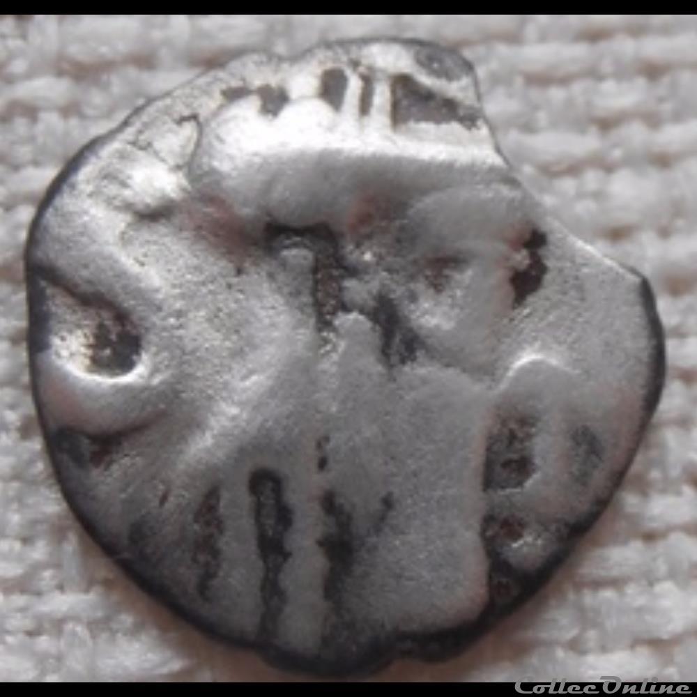 DT série 377 minimi à la tête de Pallas monnaie antique gauloise dt serie 377 minimi a la tete de pallas