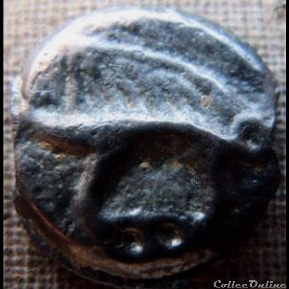 Potin du type de Tremblois ( type 2 ) monnaie antique gauloise potin du type de tremblois type 2