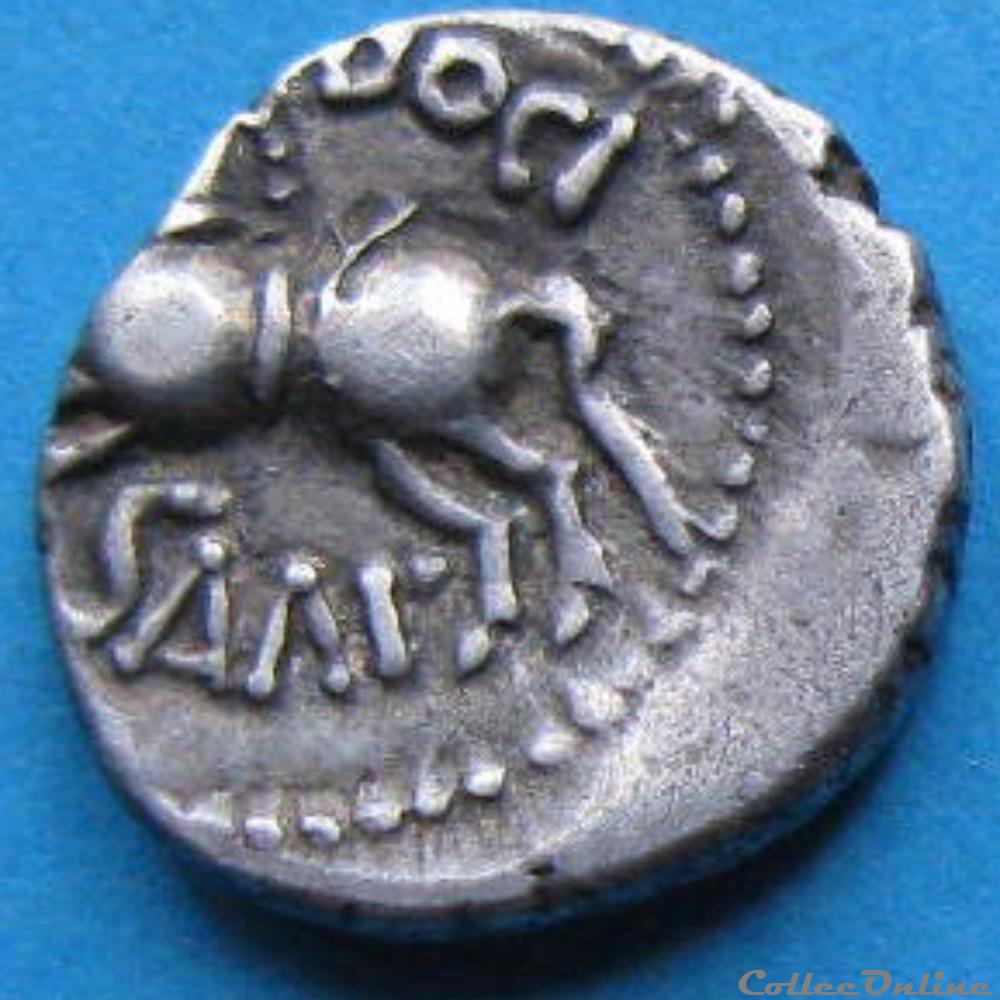 série 944 DT 3245 var Quinaire Q.DOCI / SAMF tête à droite monnaie antique gauloise serie 944 dt 3245 var quinaire q doci samf tete a droite