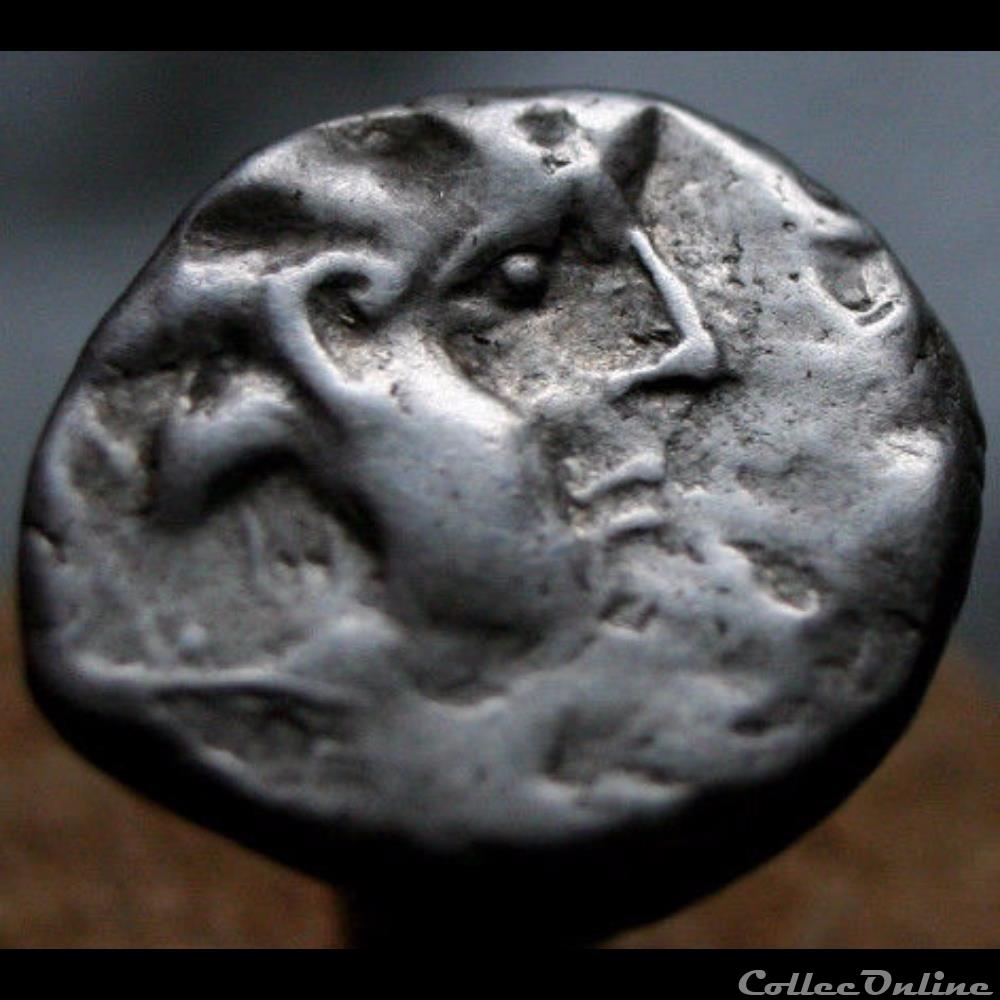 Série 878 DT 3182 Quinaire à la lyre et au S monnaie antique gauloise serie 878 dt 3182 quinaire a la lyre et au s